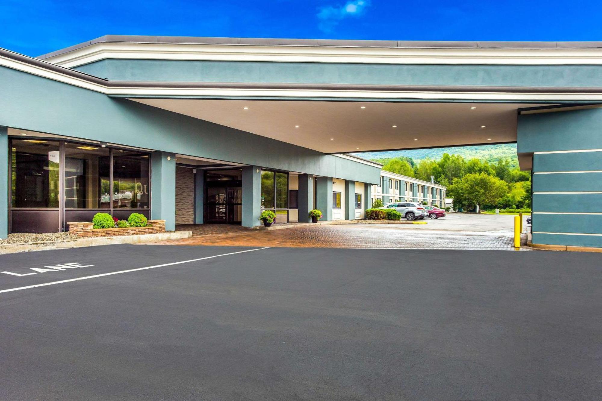 Quality Inn Oneonta Cooperstown Area Exterior foto